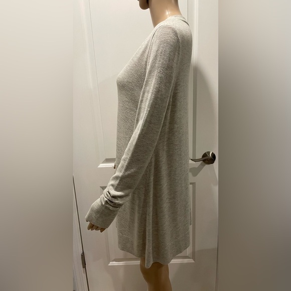 Loft Cozy Light Gray Long Sleeve Tunic size M - Picture 3 of 5